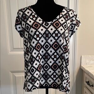 LOFT Black and White Geometric Tee Shirt